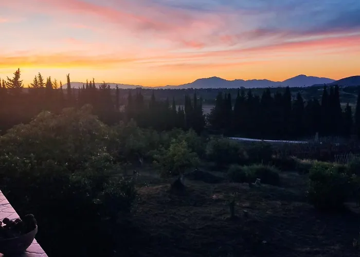 Vista El Montanes * مالقة
